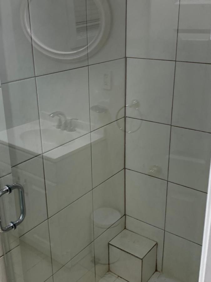 Renovated English Basement 2Bdrm Home Near Metro واشنطن المظهر الخارجي الصورة